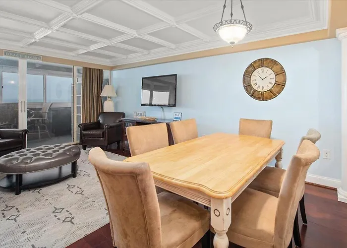 Beautiful & Spacious 3 Bedroom Atlantis Steps From The Beach! * Ocean Stadt